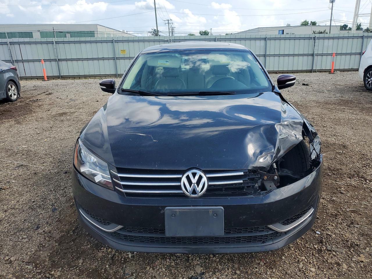 2013 Volkswagen Passat Se - Фото 5