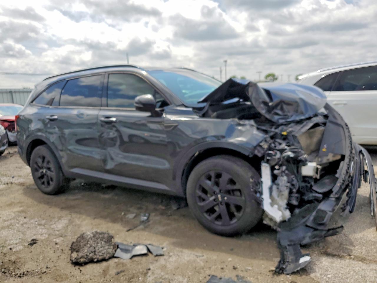 2021 Kia Sorento S - Фото 4