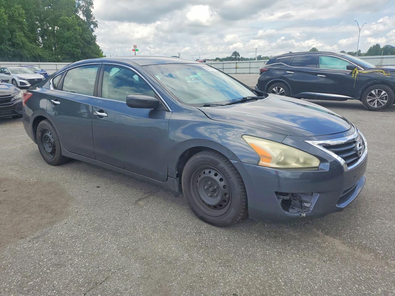 2013 Nissan Altima 2.5 - Image 4