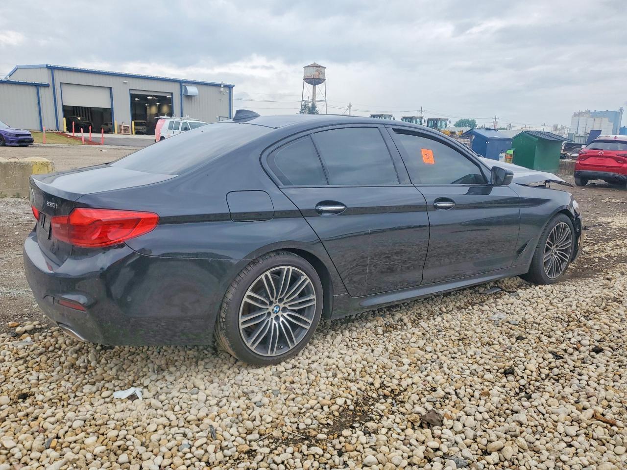 2018 BMW 530 I - Фото 3
