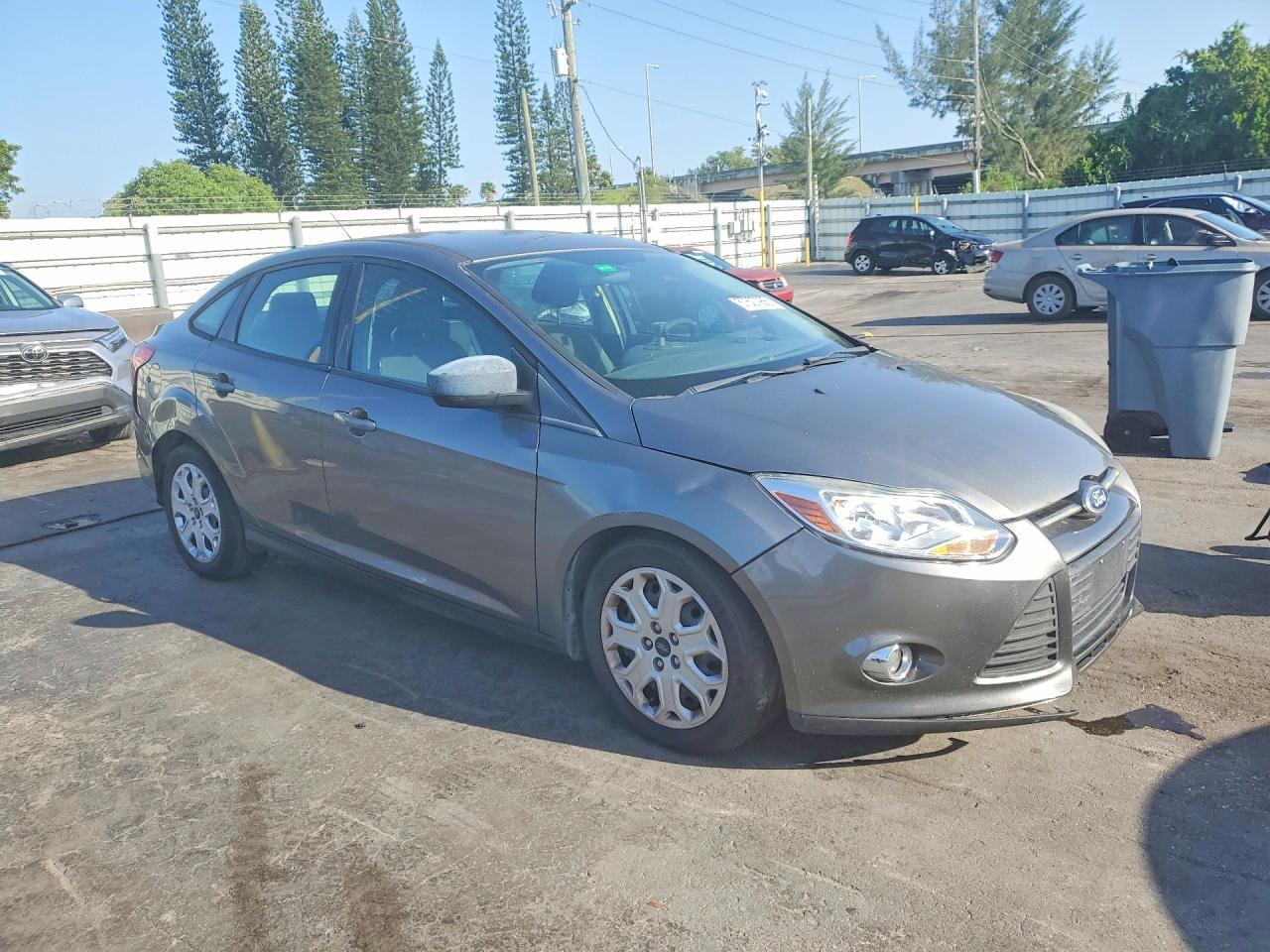 2012 Ford Focus Se - Фото 4