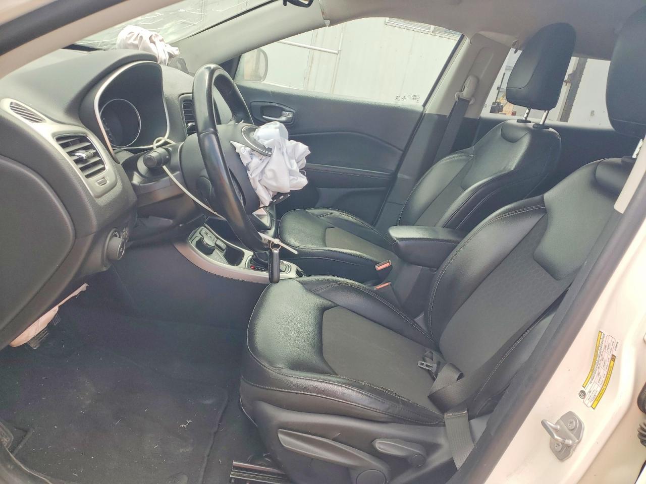 2018 Jeep Compass Latitude - Фото 7