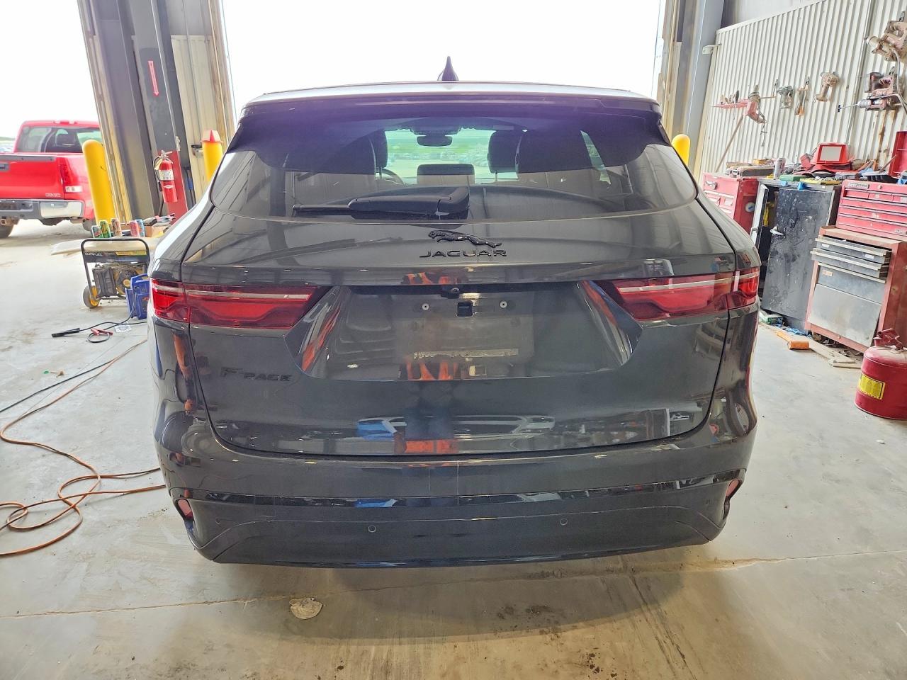 2022 Jaguar F-Pace S - Фото 6