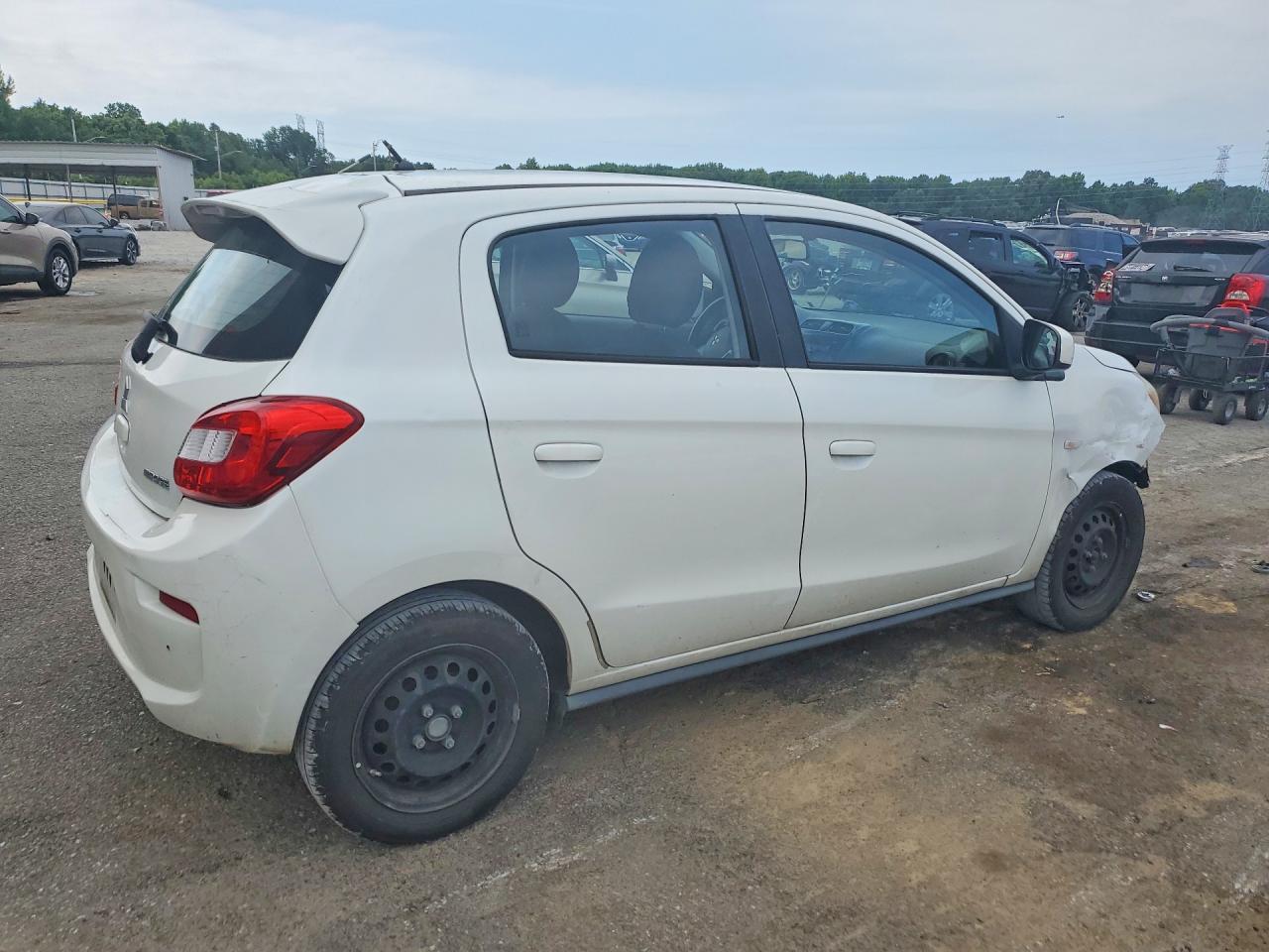 2017 Mitsubishi Mirage Es - Image 3