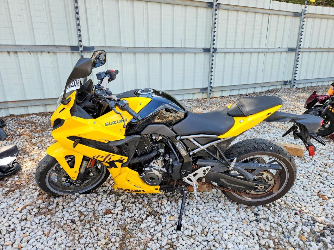 2024 Suzuki Gsx800 F - Фото 3