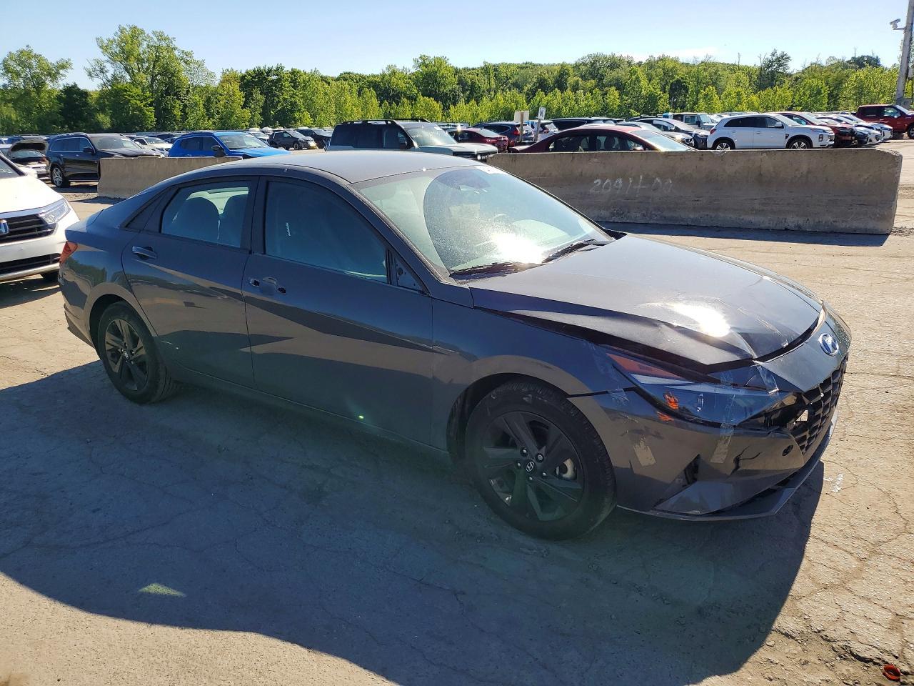 2023 Hyundai Elantra Sel - Фото 4