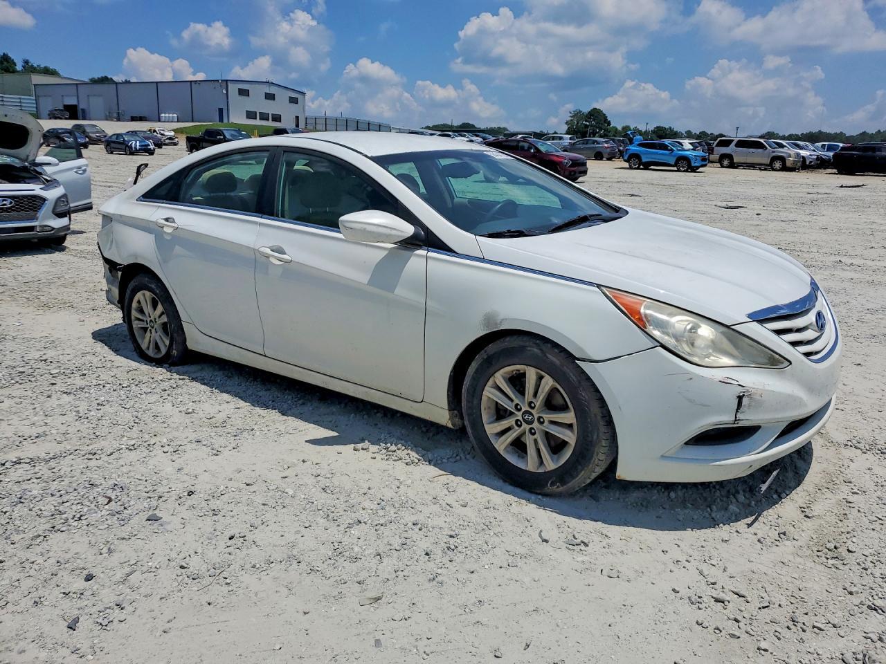 2013 Hyundai Sonata Gls - Image 4
