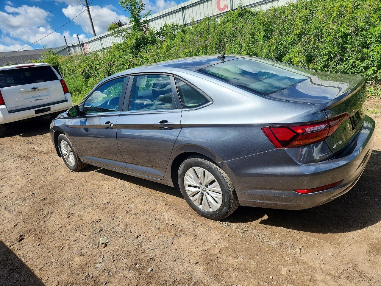 2019 Volkswagen Jetta S - Фото 2