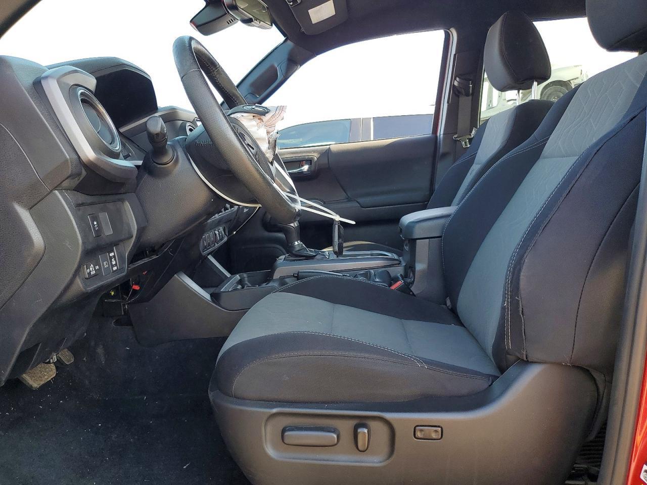 2020 Toyota Tacoma Trd Off-Road - Image 7
