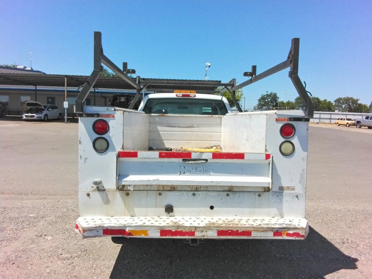 2004 GMC Sierra - Фото 6