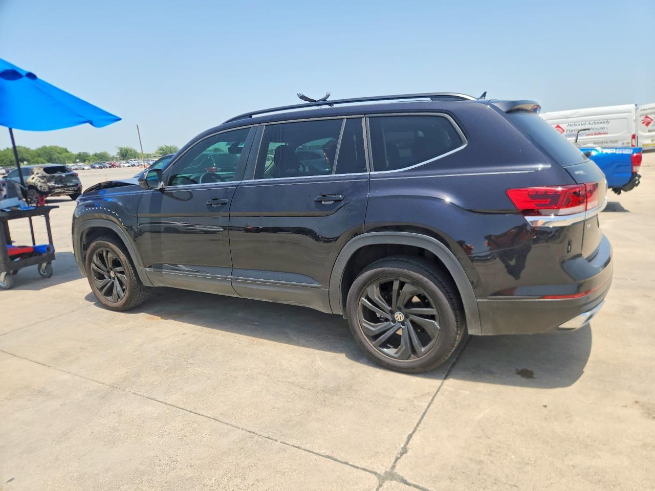 2022 Volkswagen Atlas Se - Фото 2