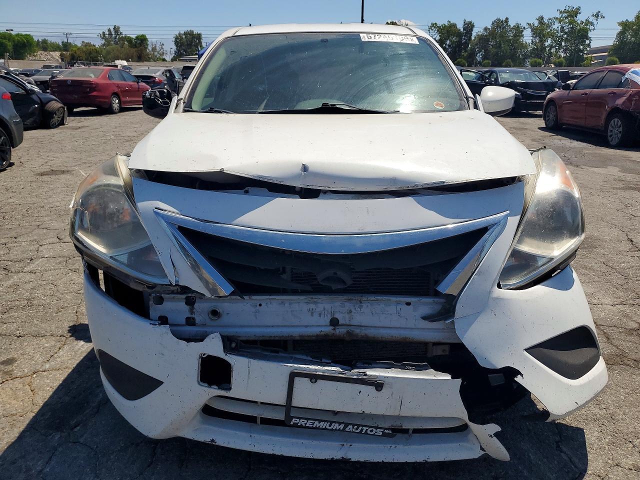 2019 Nissan Versa S Plus - Image 5