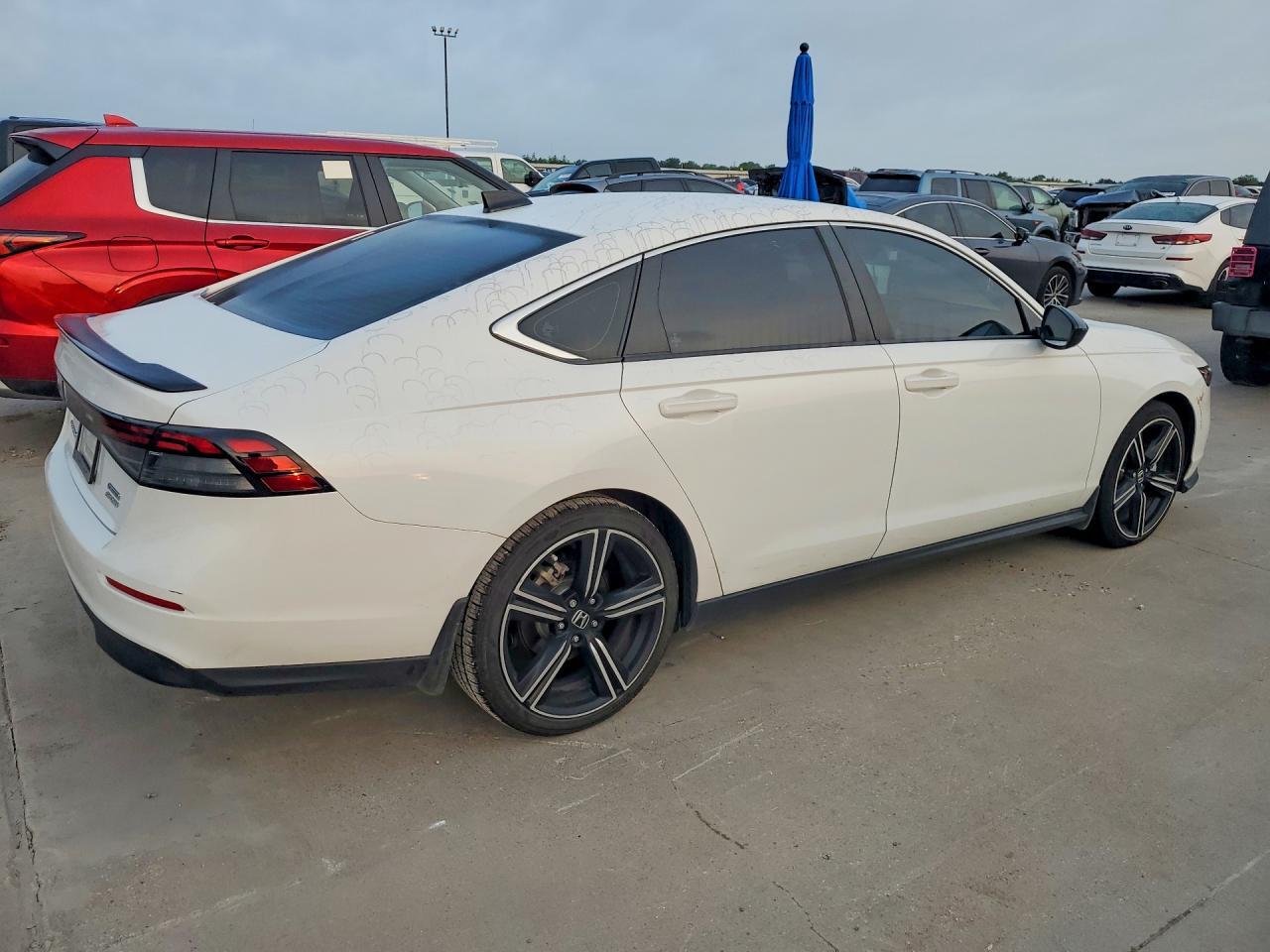 2023 Honda Accord Hybrid Sport - Фото 3