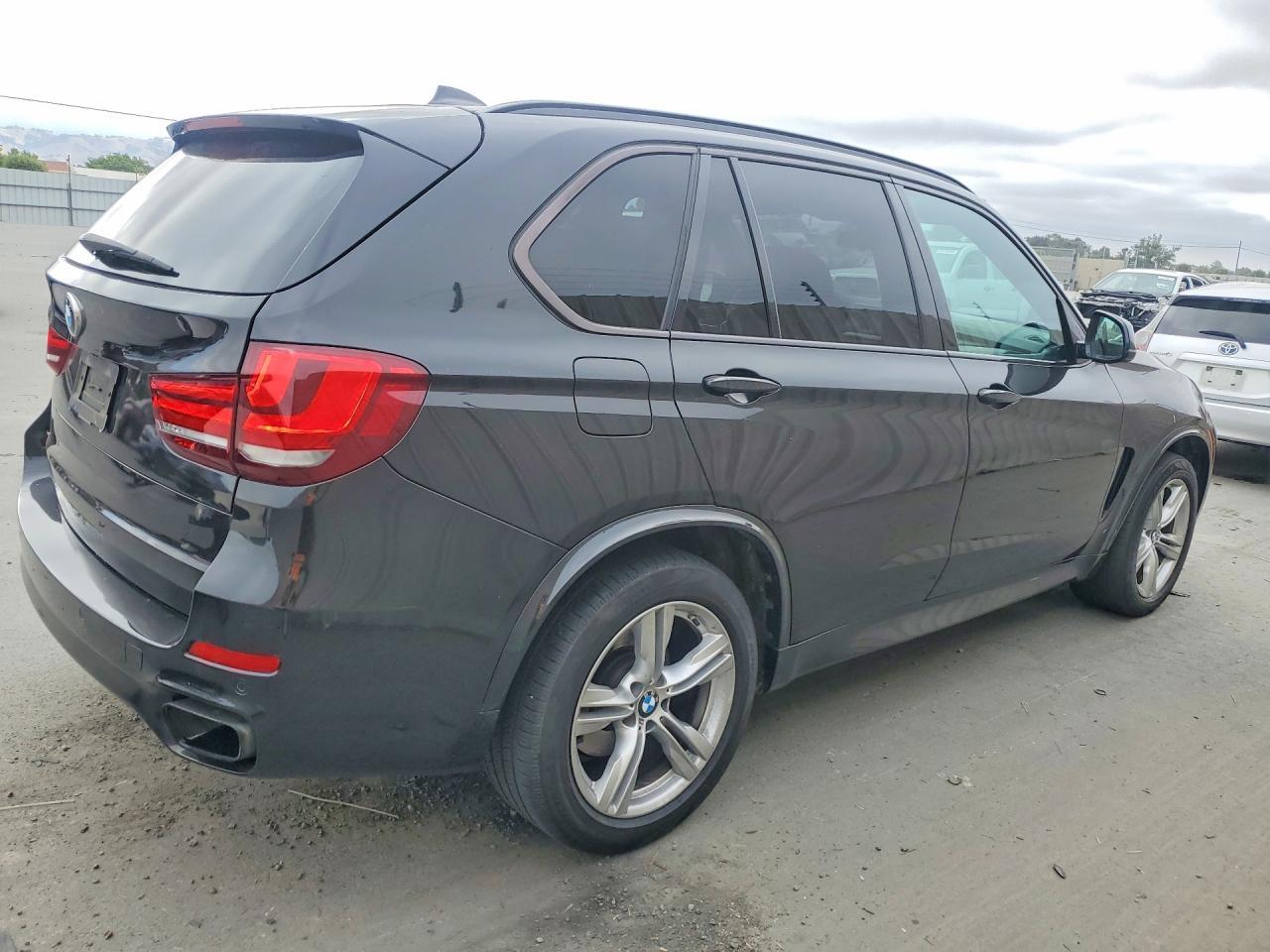 2016 BMW X5 xDrive50I - Фото 3