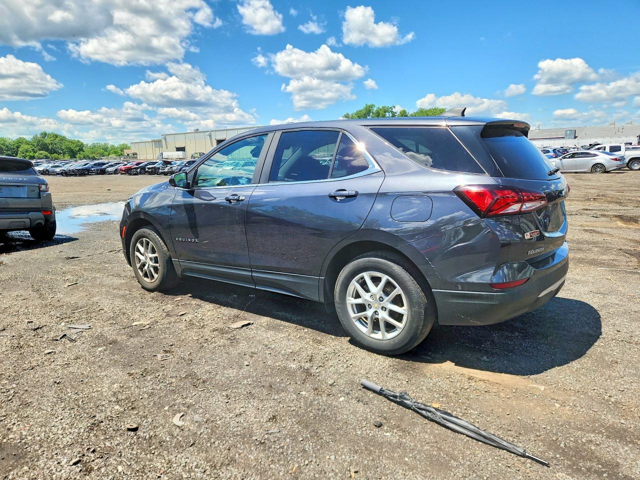 2022 Chevrolet Equinox Lt - Фото 2
