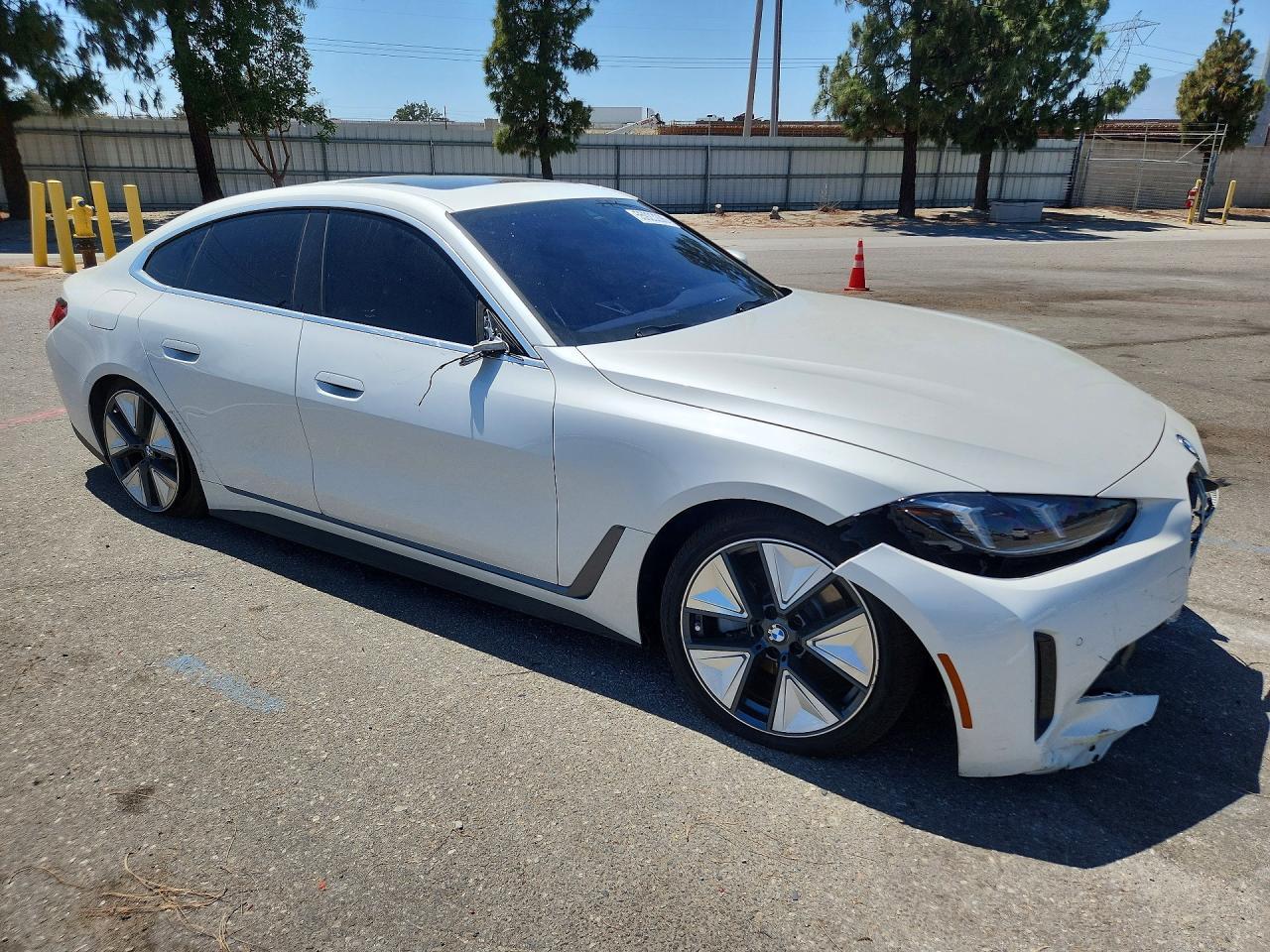 2025 BMW I4 Edrive 40 - Фото 4