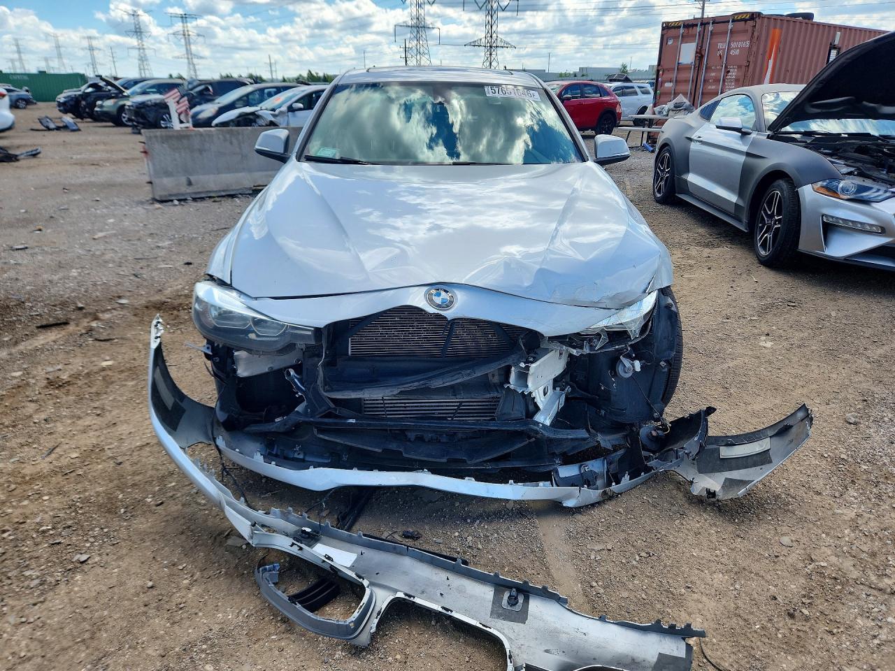 2016 BMW 320 Xi - Фото 5