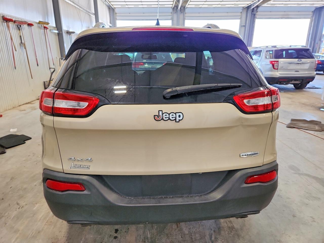 2014 Jeep Cherokee Latitude - Фото 6