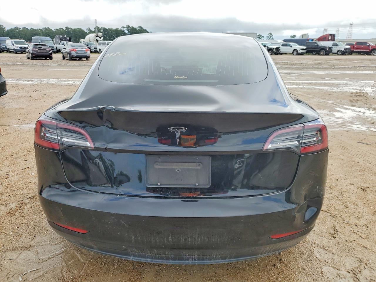 2019 Tesla Model 3 - Фото 6