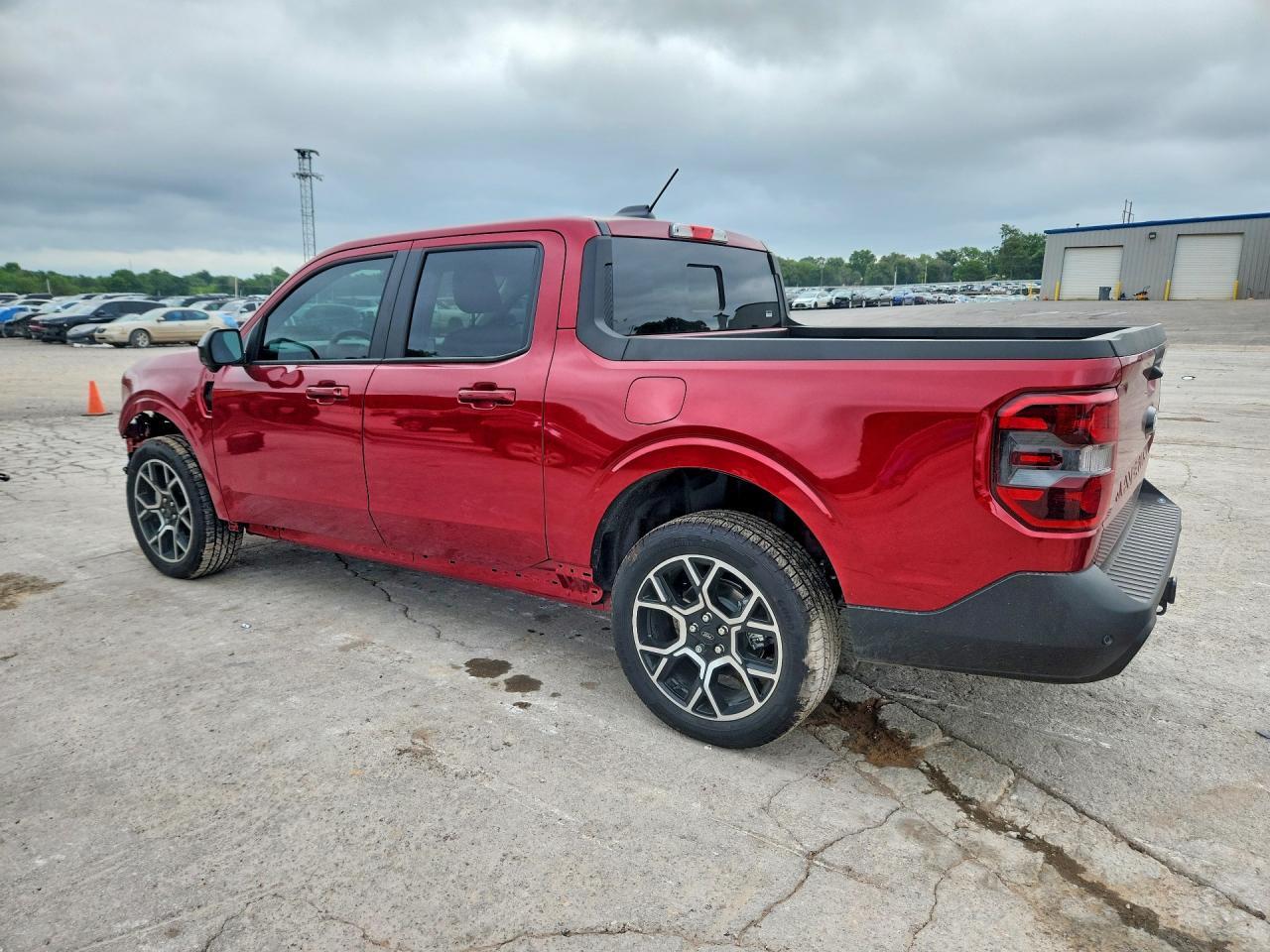 2026 Ford Maverick Lariat - Image 2