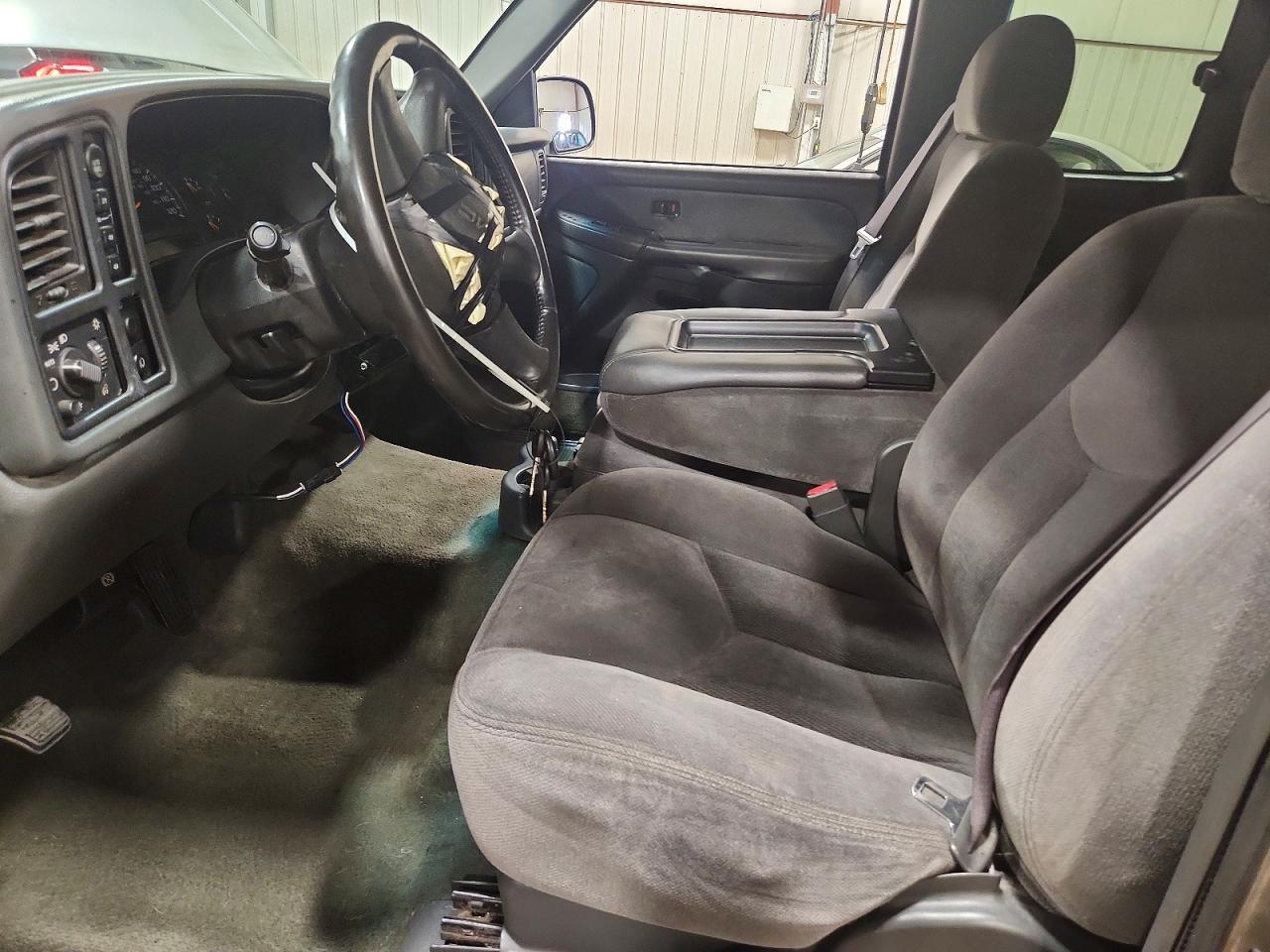 2003 GMC New Sierra K1500 - Фото 7
