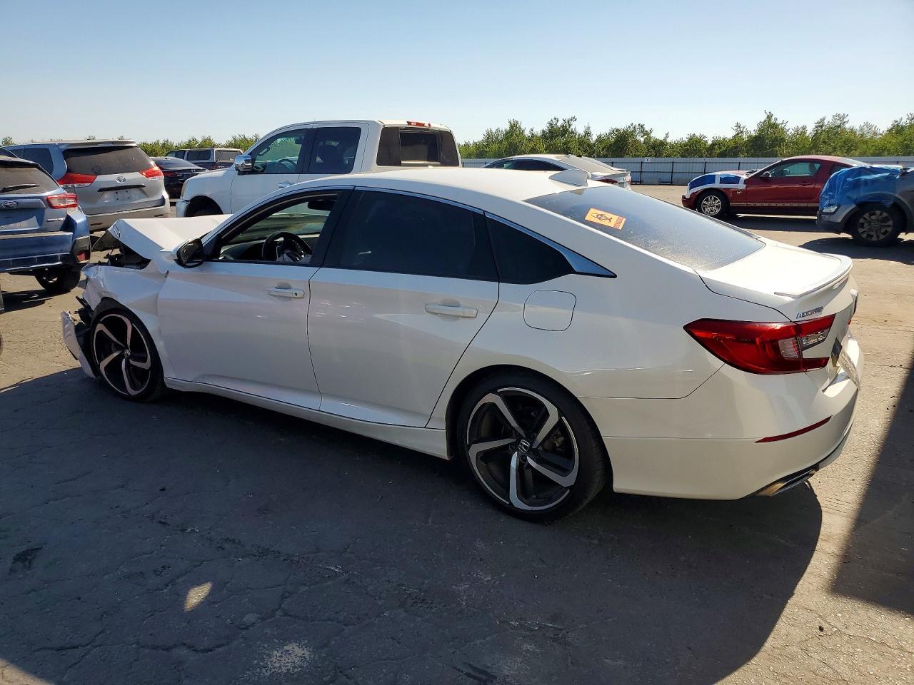 2020 Honda Accord Sport - Image 2