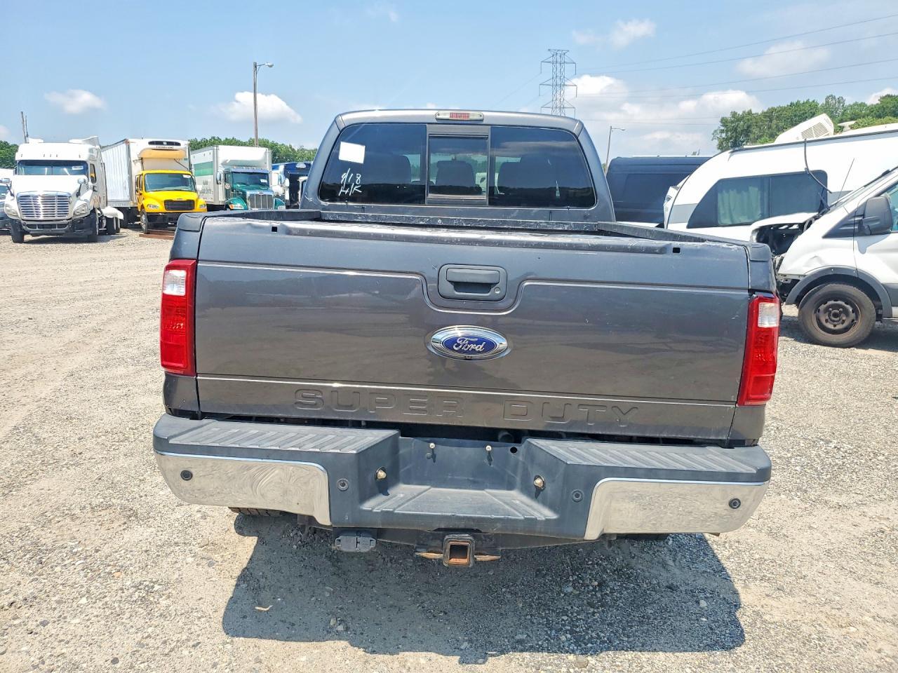 2016 Ford F350 Super Duty - Фото 6