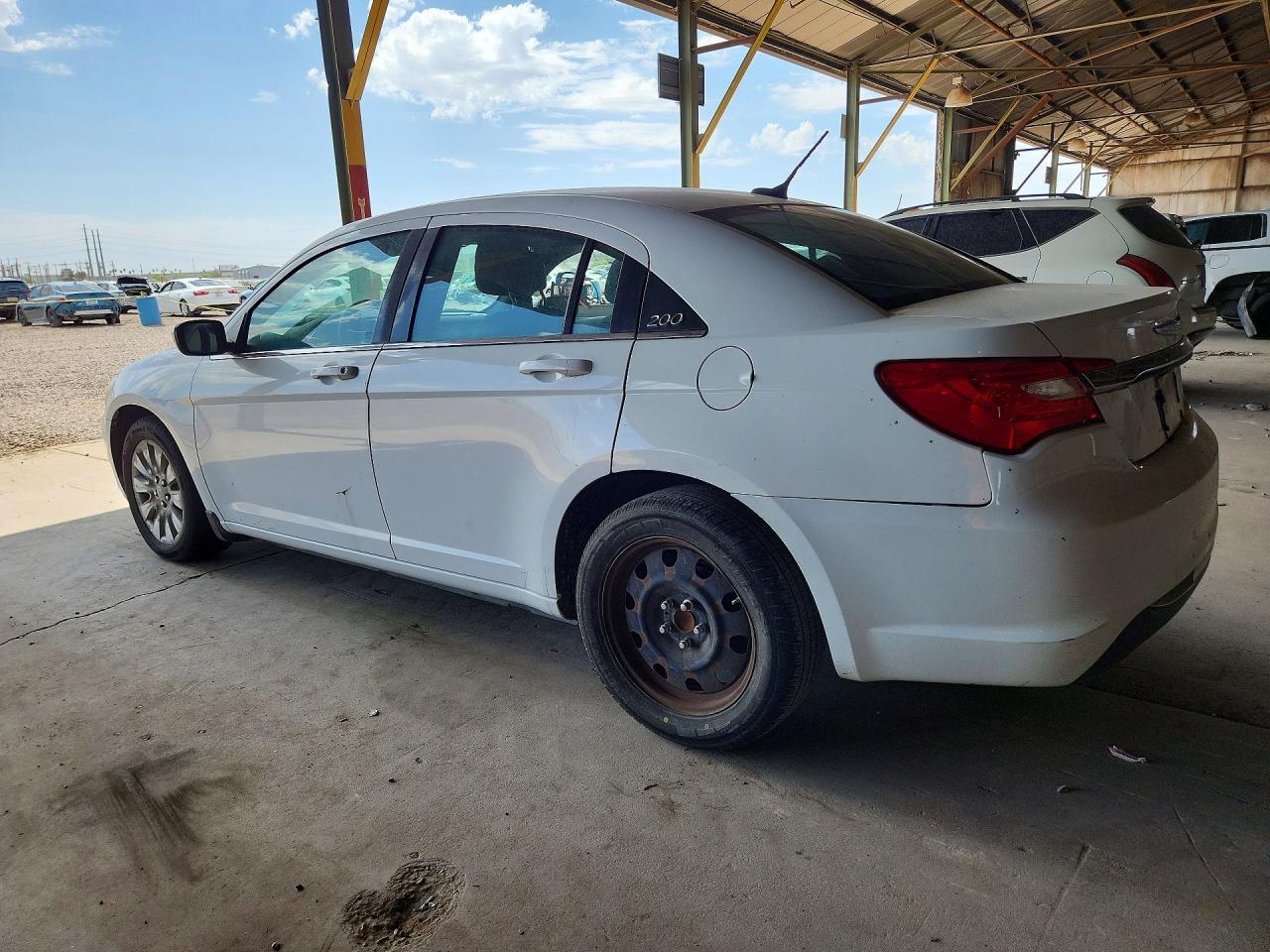 2012 Chrysler 200 Lx - Фото 2