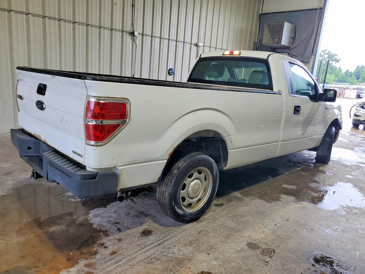2013 Ford F150 - Image 3