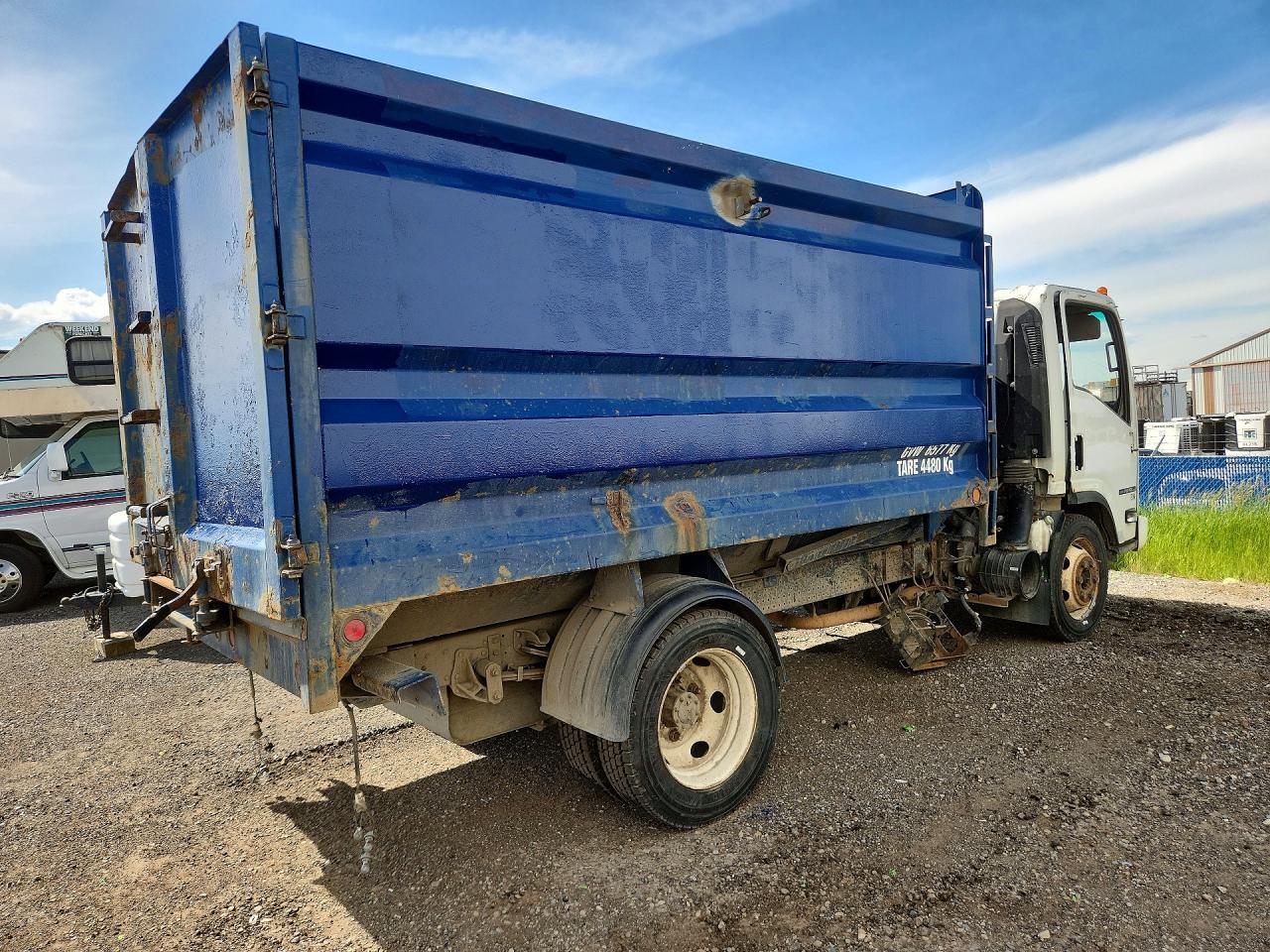 2013 Isuzu Npr Hd - Фото 3