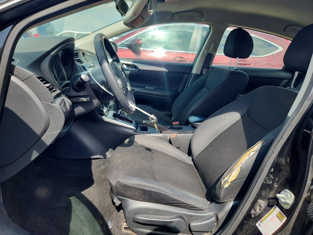 2019 Nissan Sentra S - Image 7