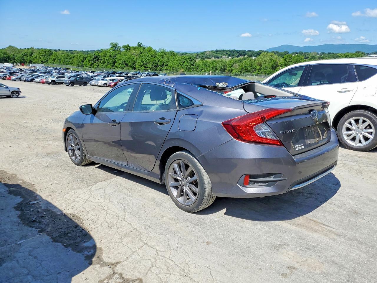 2019 Honda Civic Ex - Image 2
