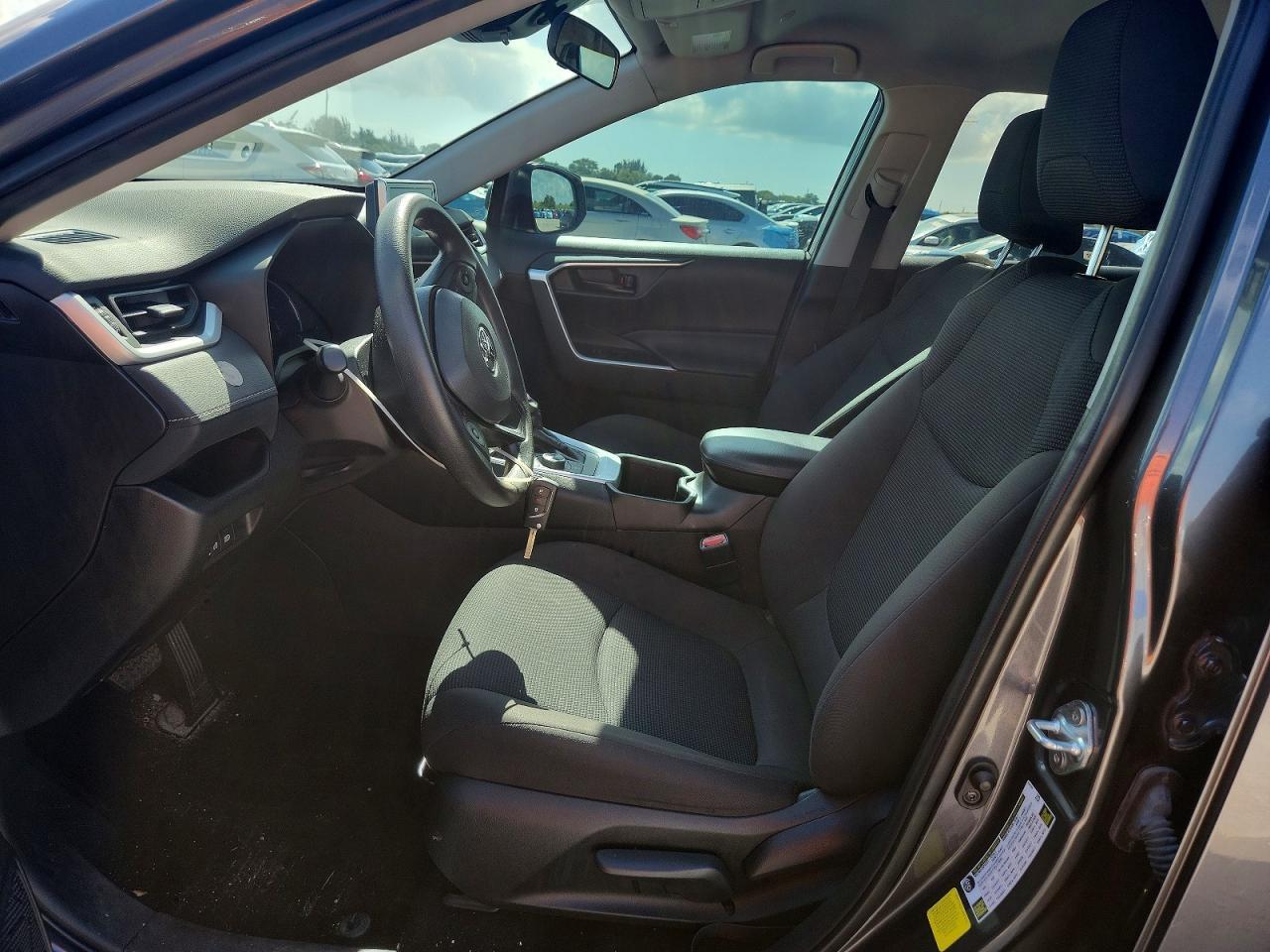 2024 Toyota Rav4 Le - Фото 7