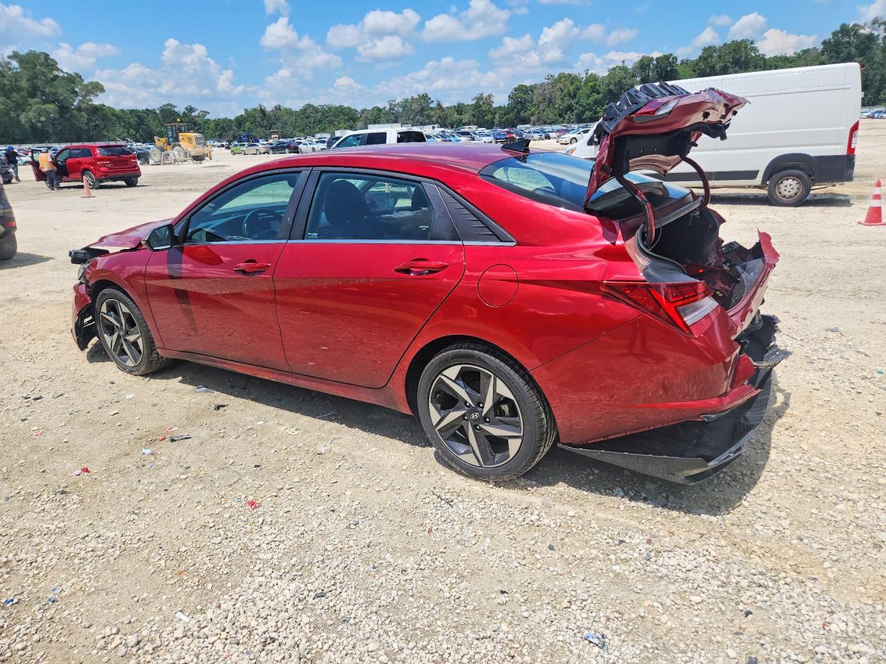 2023 Hyundai Elantra Limited - Image 2