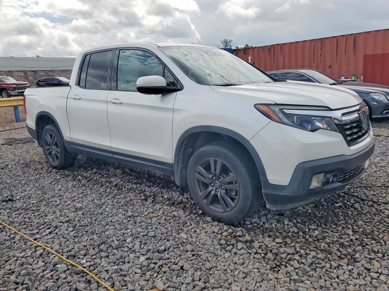2020 Honda Ridgeline Sport - Image 4