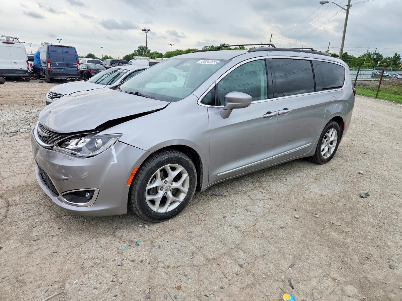2017 Chrysler Pacifica Touring L