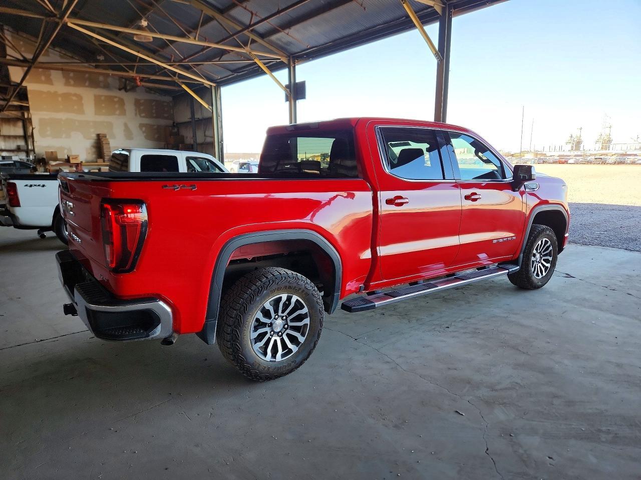 2022 GMC Sierra K1500 Sle - Image 3