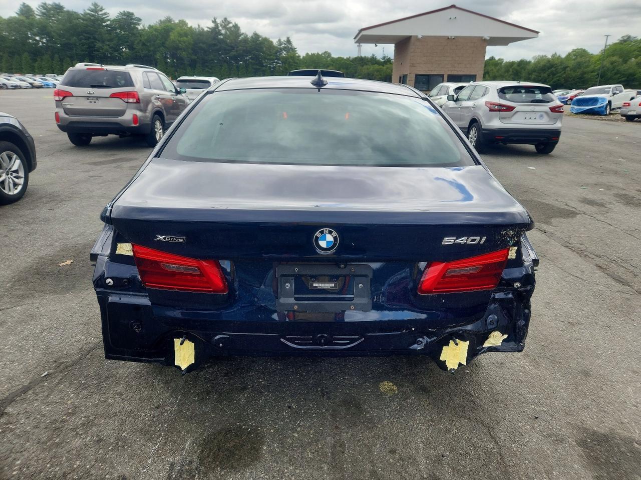 2019 BMW 540 Xi - Image 6