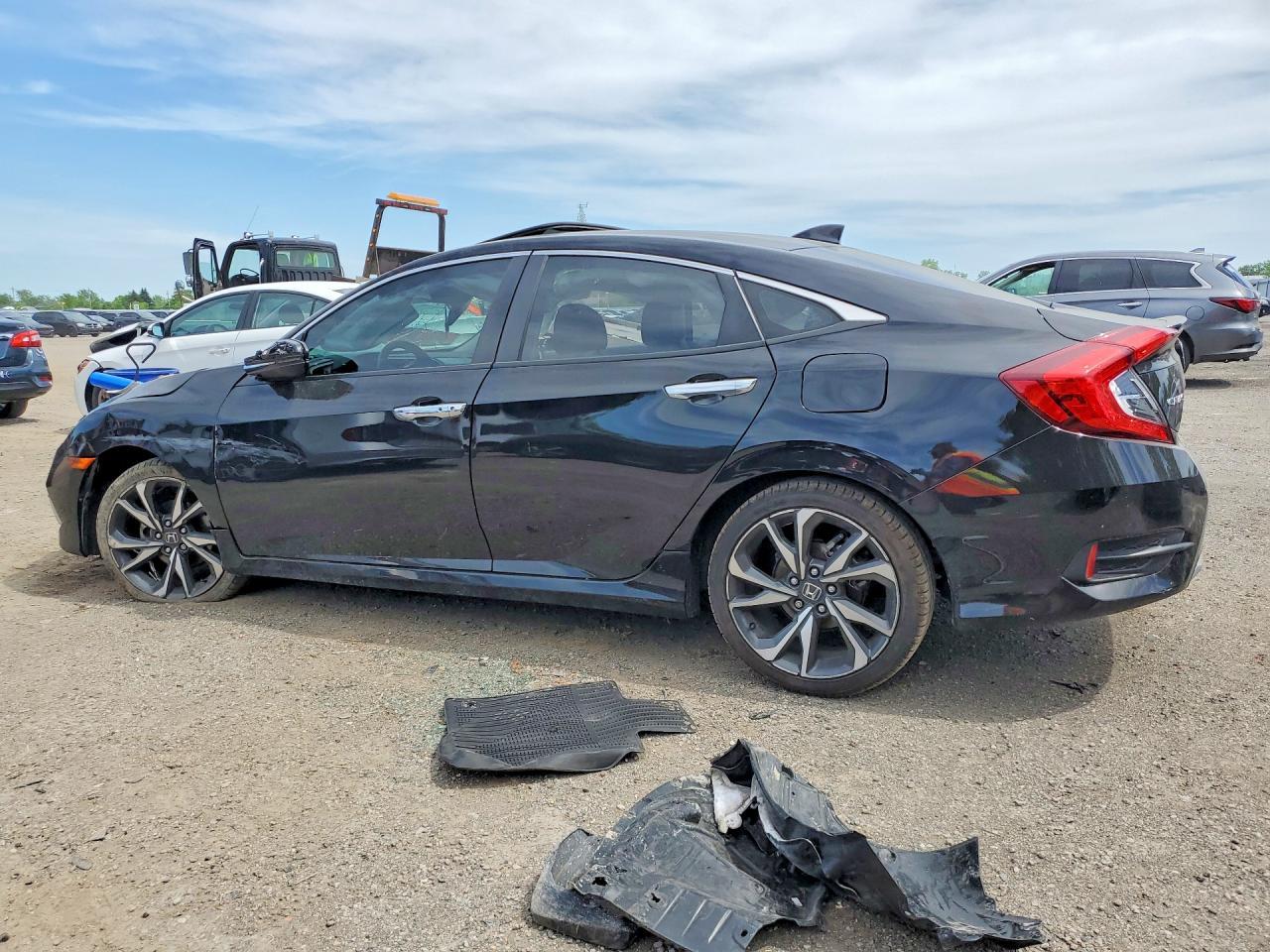 2021 Honda Civic Touring - Фото 2