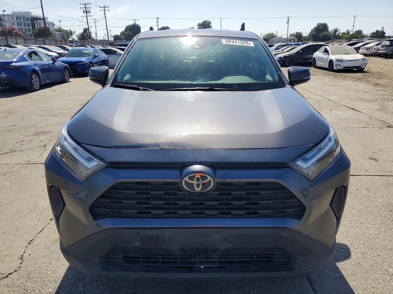 2024 Toyota Rav4 Le - Image 5