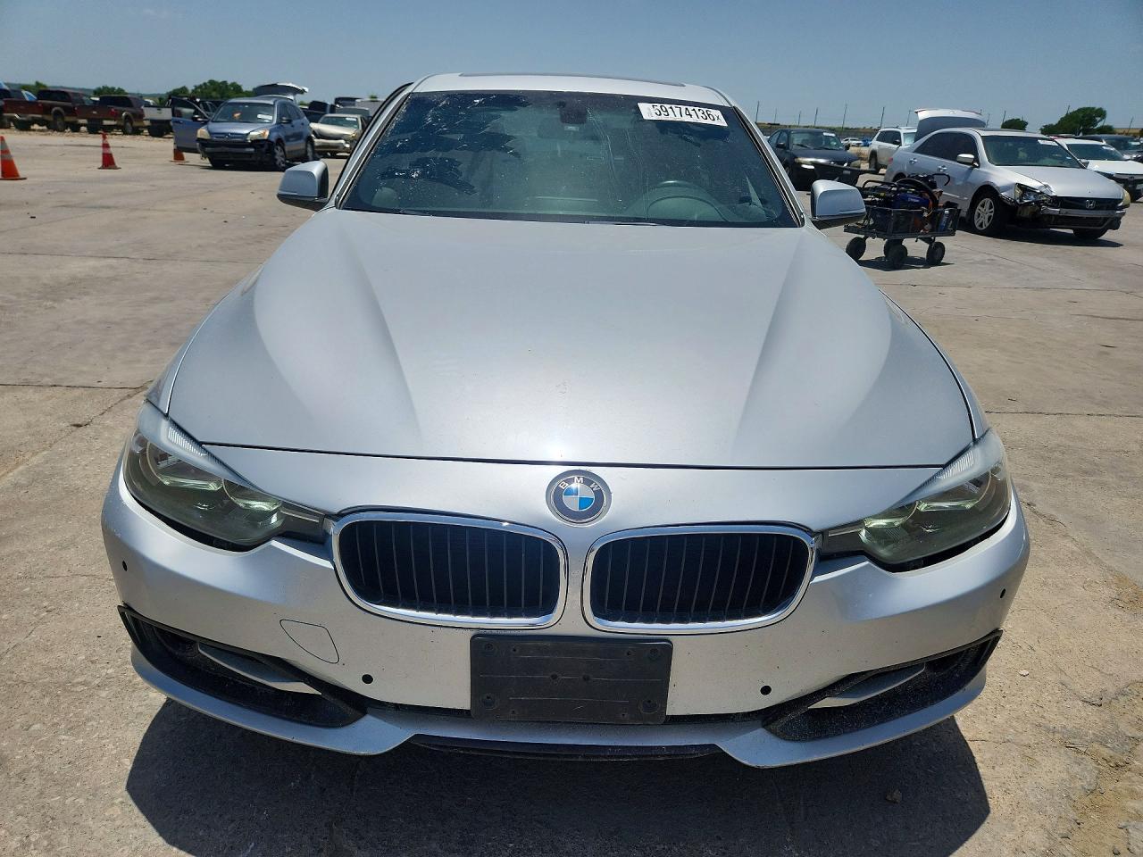 2016 BMW 320 I - Фото 5