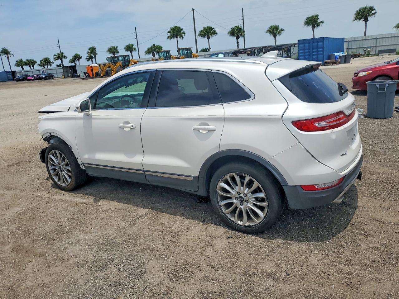 2017 Lincoln Mkc Reserve - Фото 2