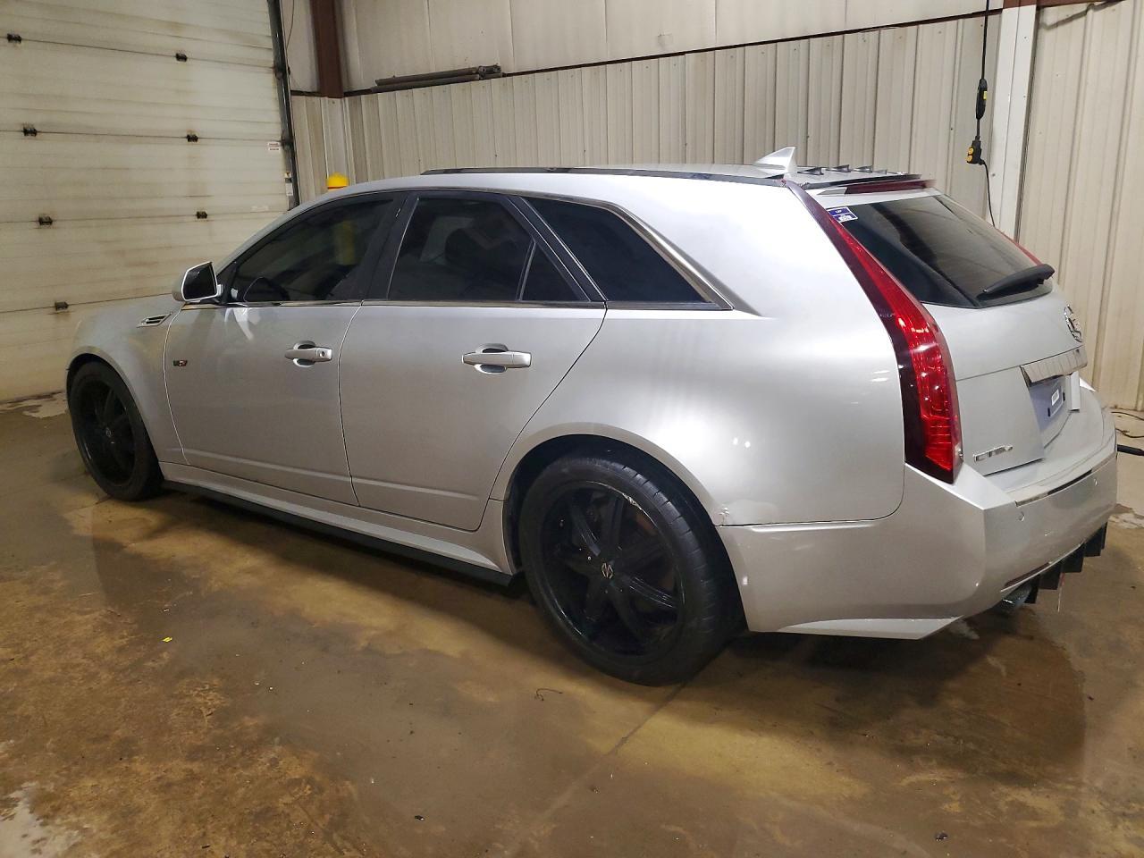 2010 Cadillac Cts Premium Collection - Фото 2