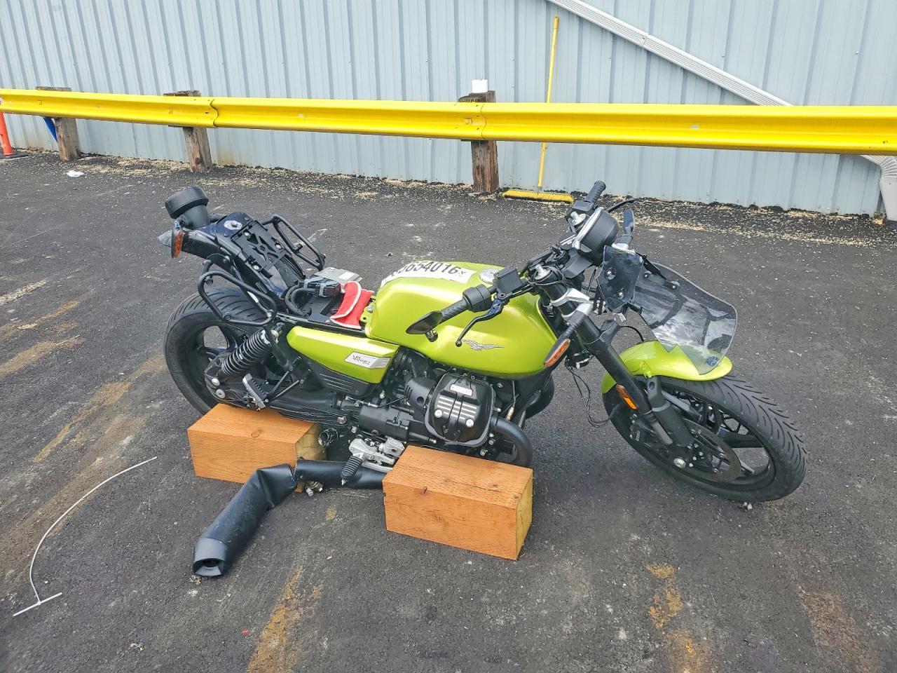 2026 Moto Guzzi V7 Sport