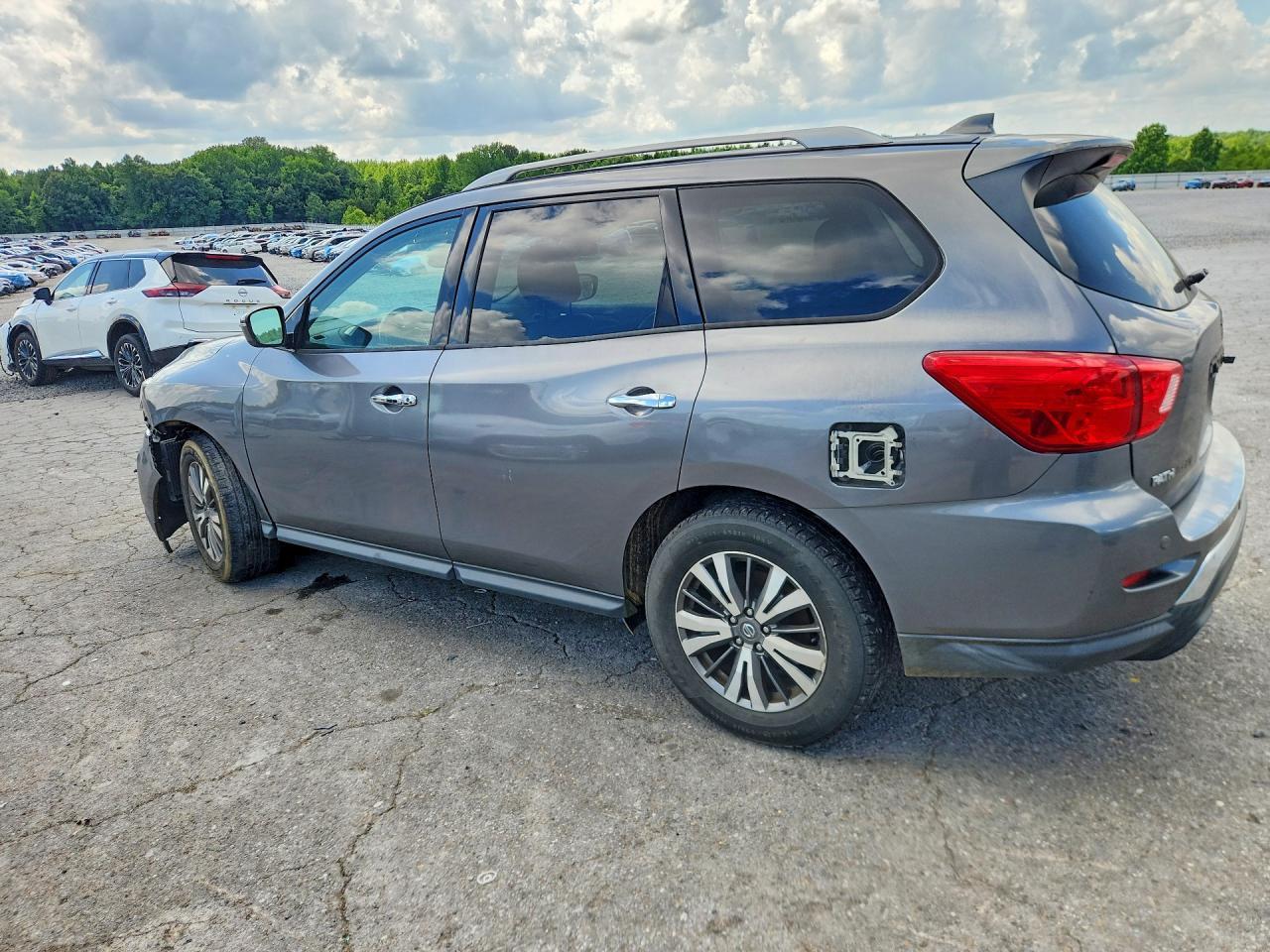 2019 Nissan Pathfinder Sv - Фото 2