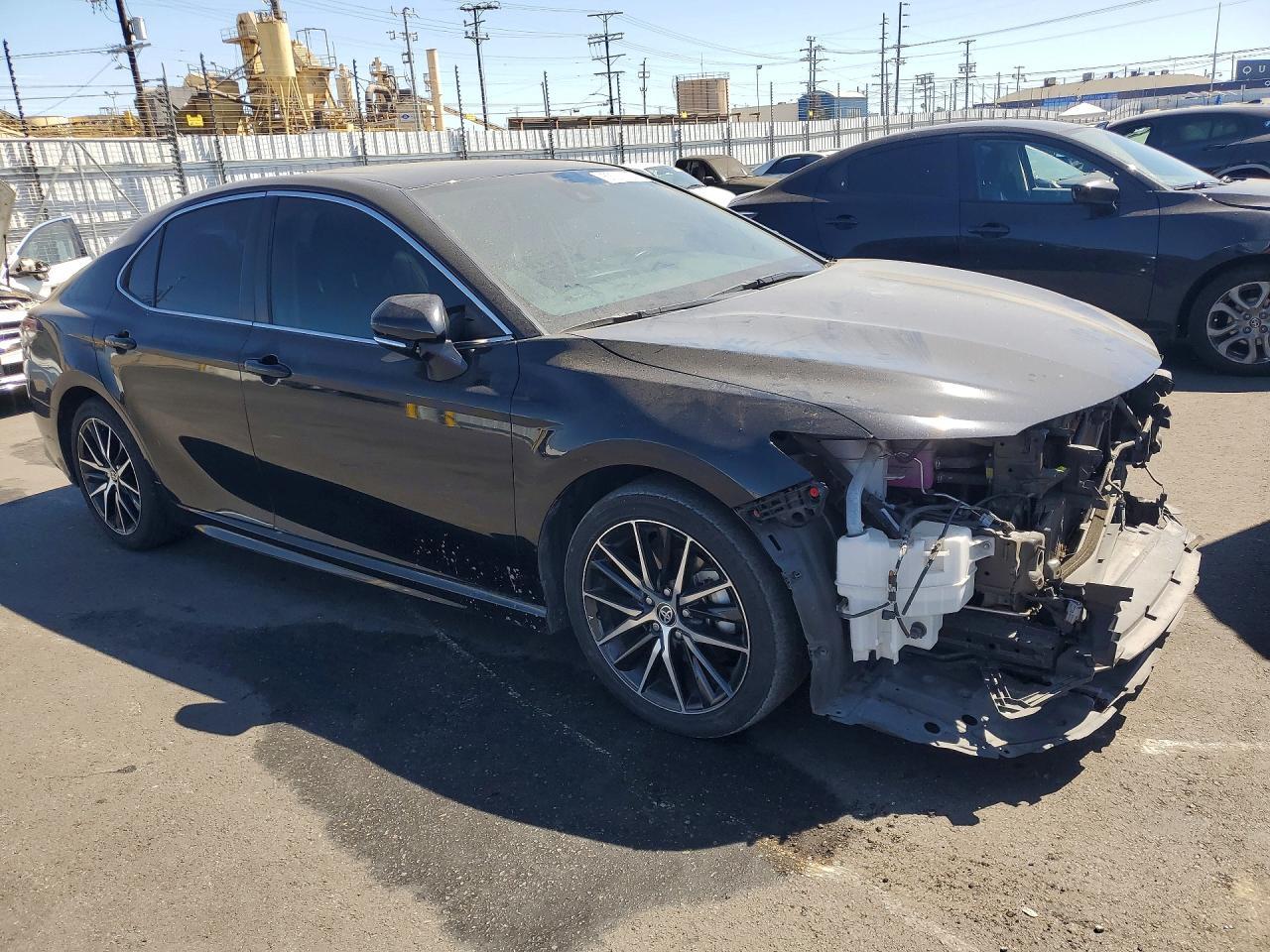 2023 Toyota Camry Hybrid Se - Фото 4