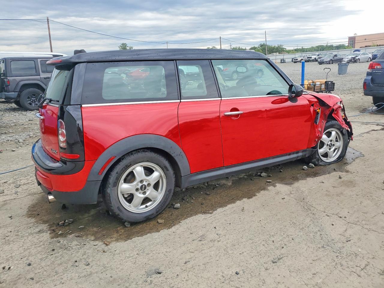 2011 Mini Cooper Clubman - Image 3