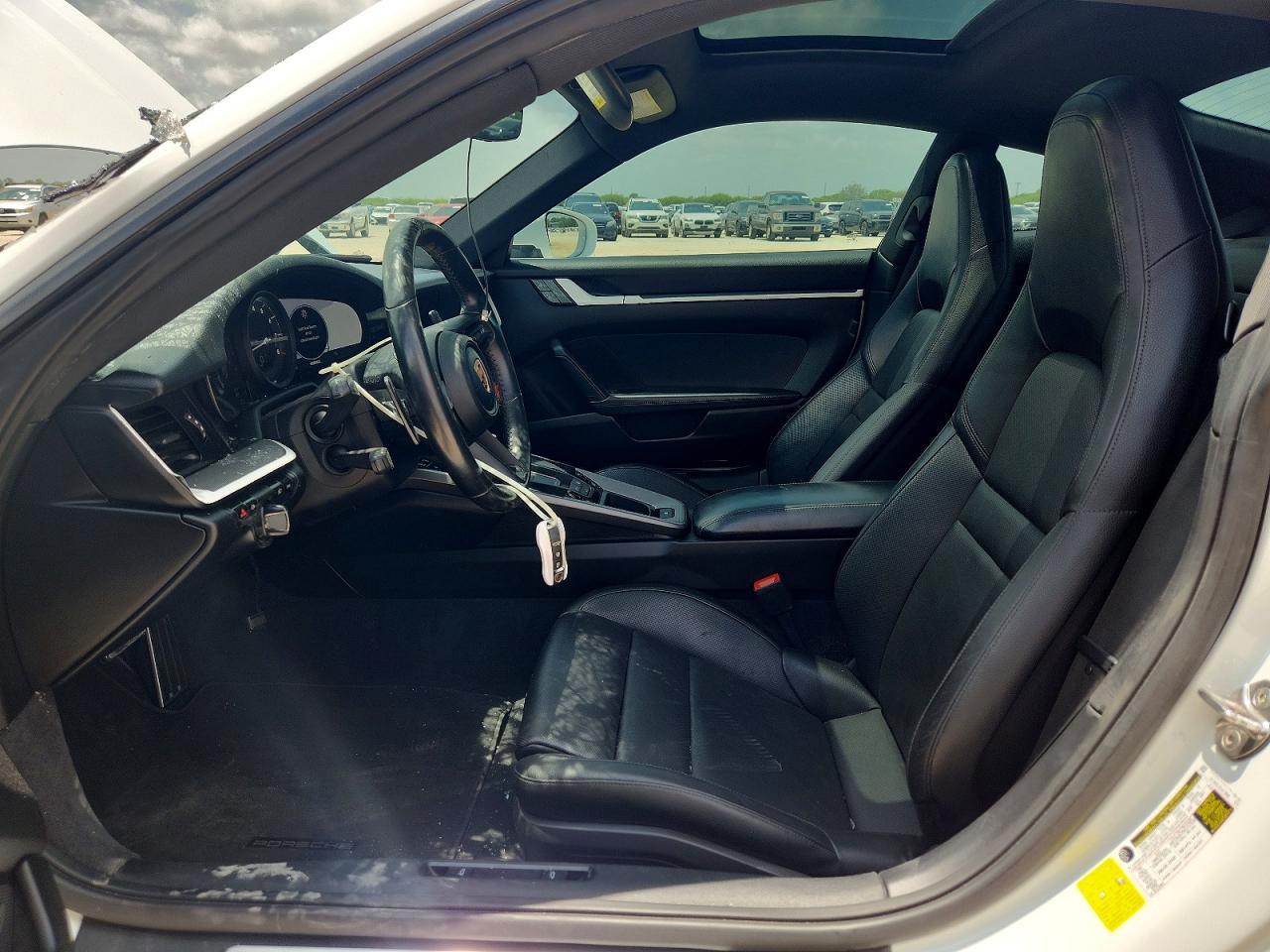 2020 Porsche 911 Carrera - Image 7