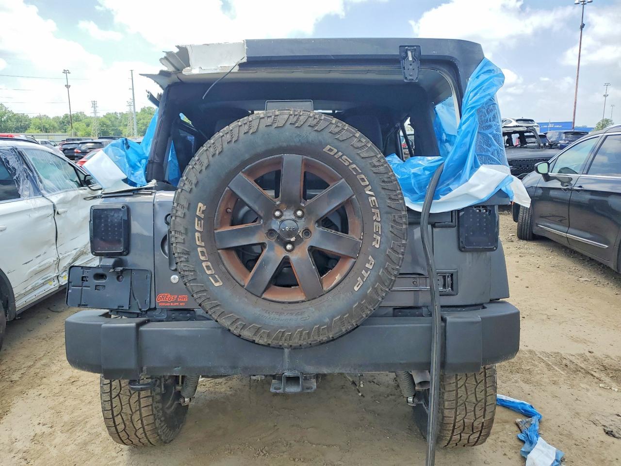 2016 Jeep Wrangler Unlimited Sport - Фото 6