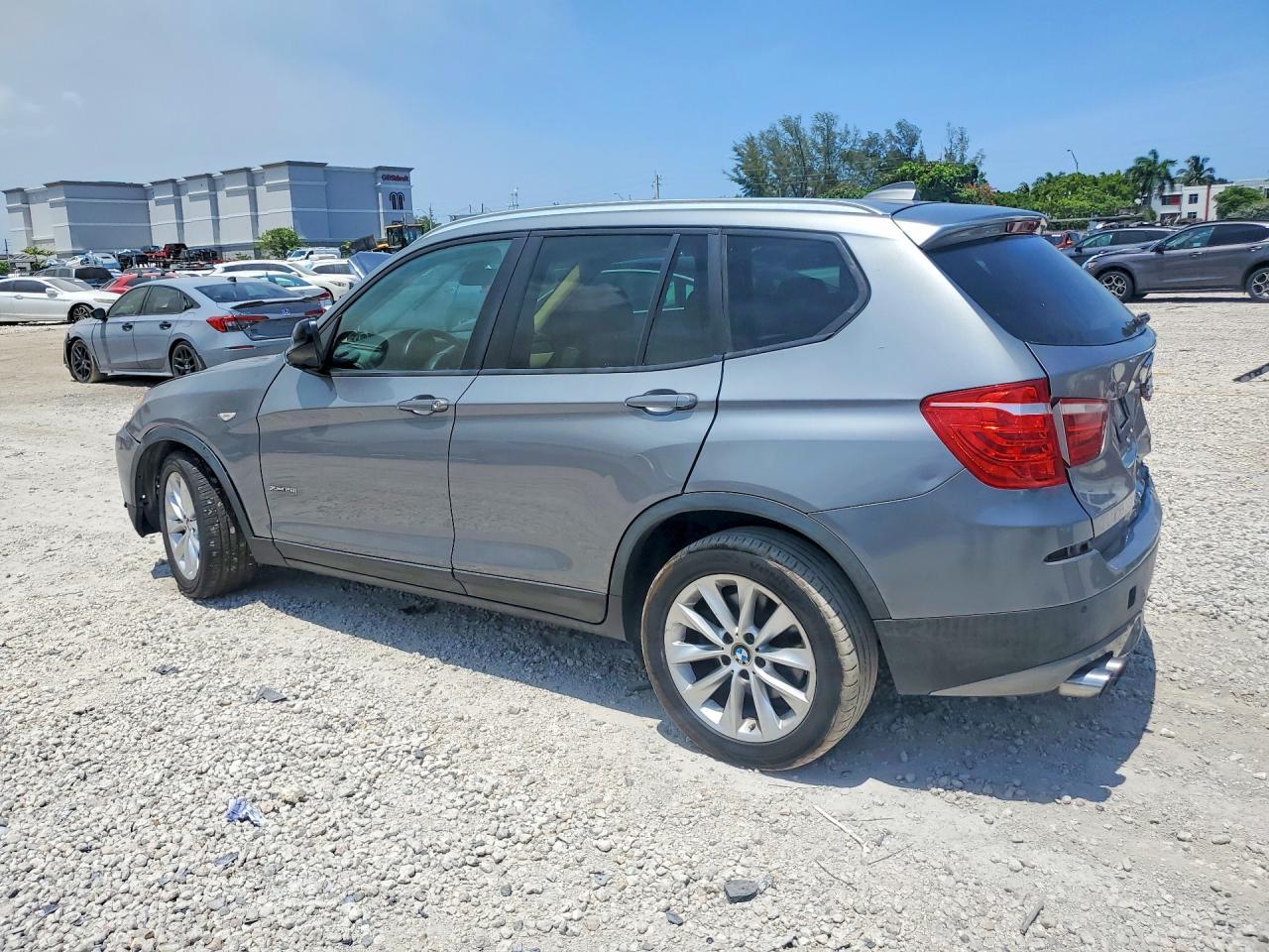 2014 BMW X3 xDrive28I - Image 2
